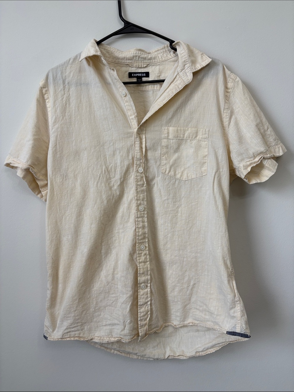 Express Men's Short Sleeve Button-Down Shirt in Off-White/Cream